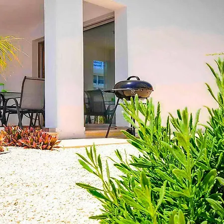 וילה Nasia פאהיה