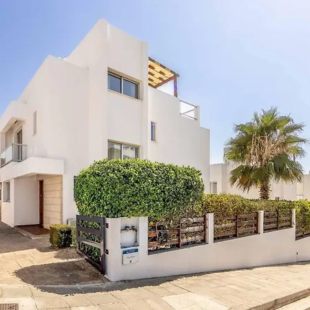 Nasia Villa Peyia