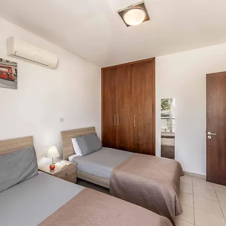 Nasia Villa Peyia