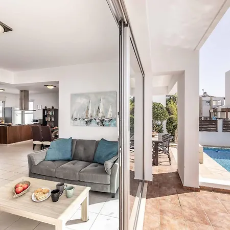 Nasia Villa